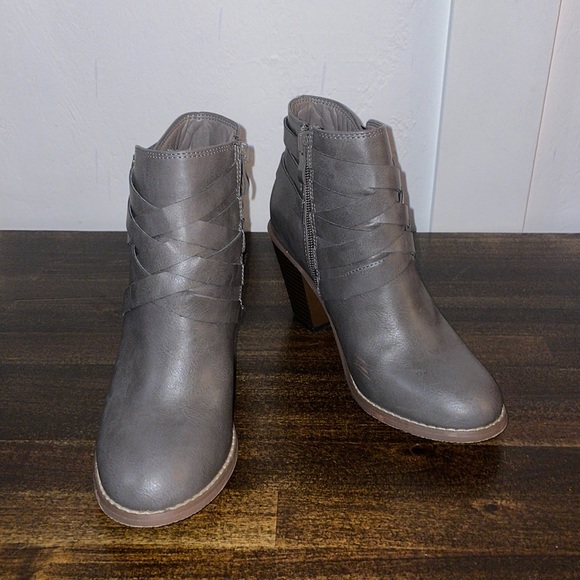 Shoes - Heeled Ankle Boots